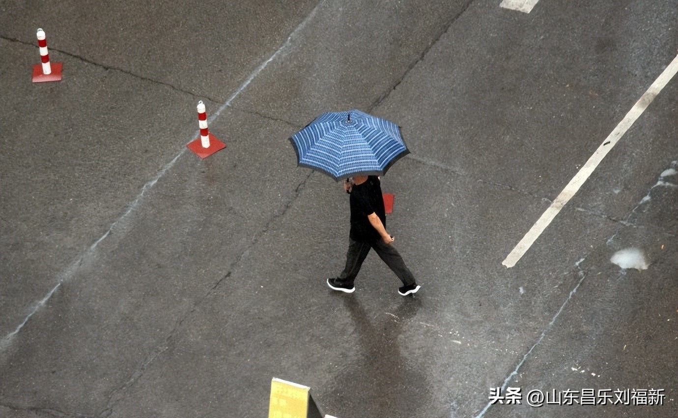 阴雨连绵网易云,阴雨连绵网易云卡点