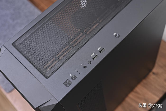 低调实用中塔——ROGZ690HERO+影驰4070Ti+银欣FARAB2装机展示