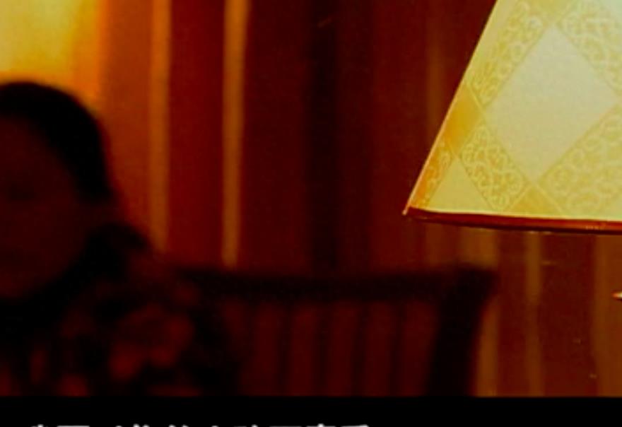 男子与妻子嬉戏时，发现妻子*处私**有伤痕，妻子：不小心被刺伤