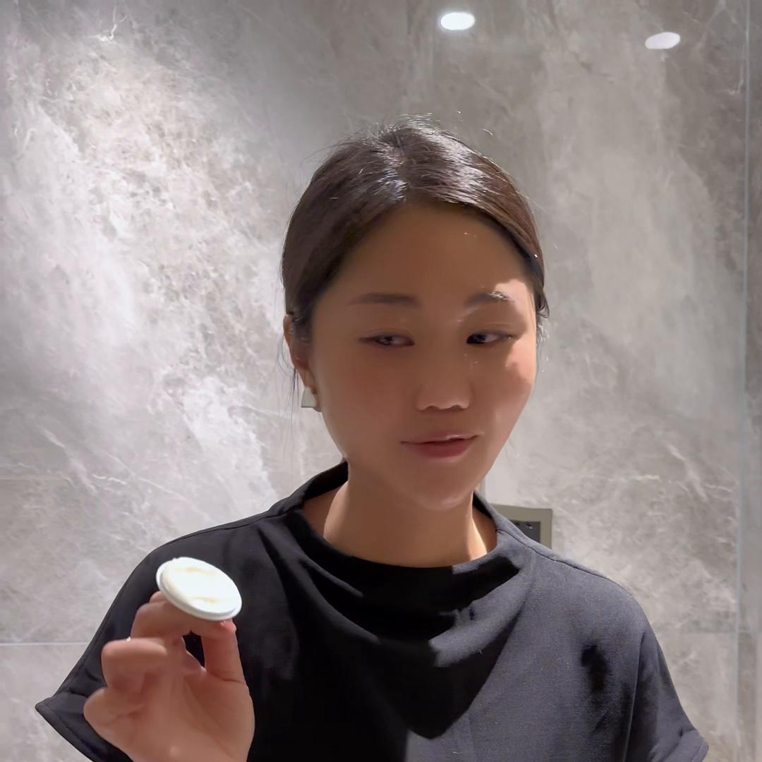 告诉大家一个秘密，为啥我要住酒店，明天不见不散！晚安啦～