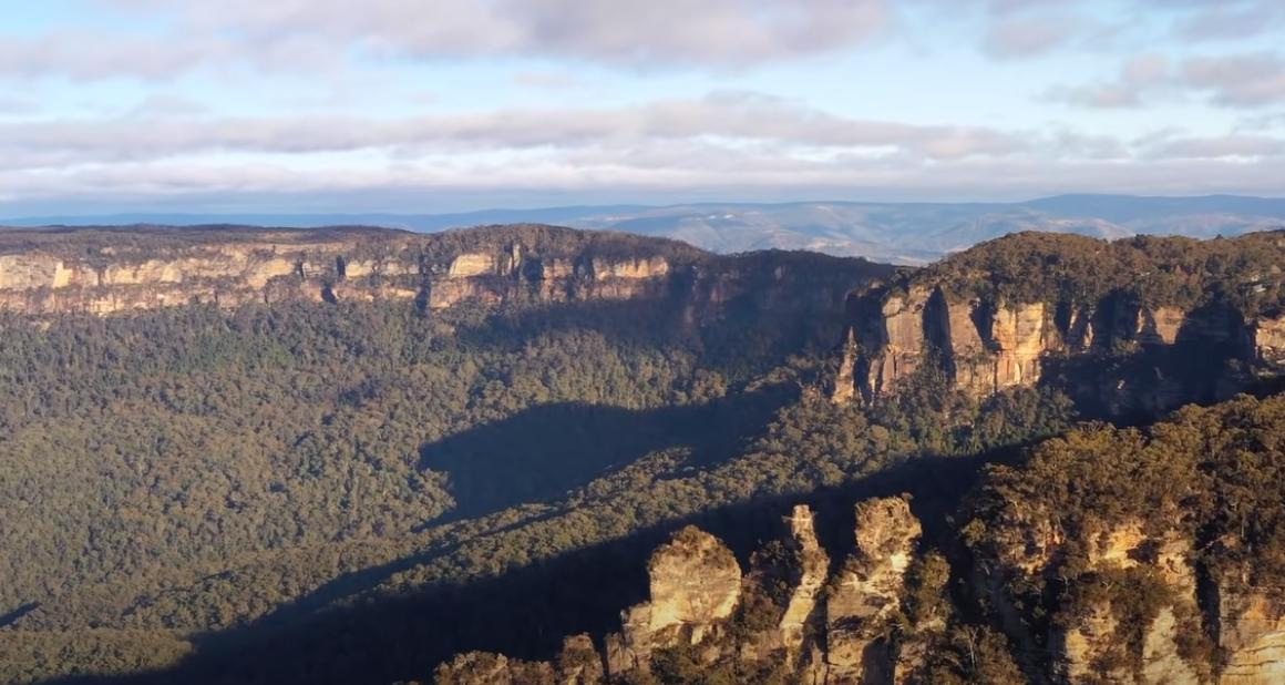 为什么澳大利亚那么多空地,澳大利亚的国土巨大吗