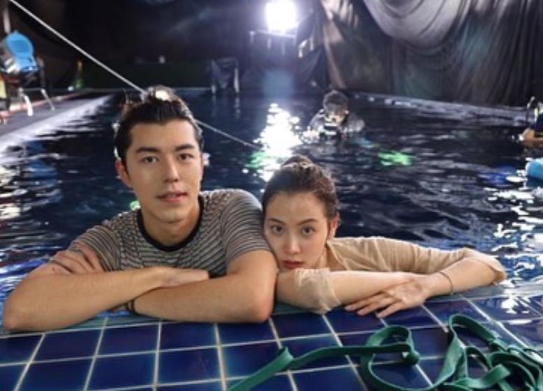 偶像剧照进现实！泰国顶流女星被男演员公开告白，5年友情变爱情