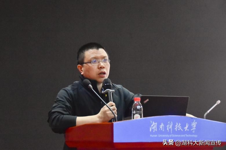 青春正当时阅读更出彩,青春新赋能挑战赢未来