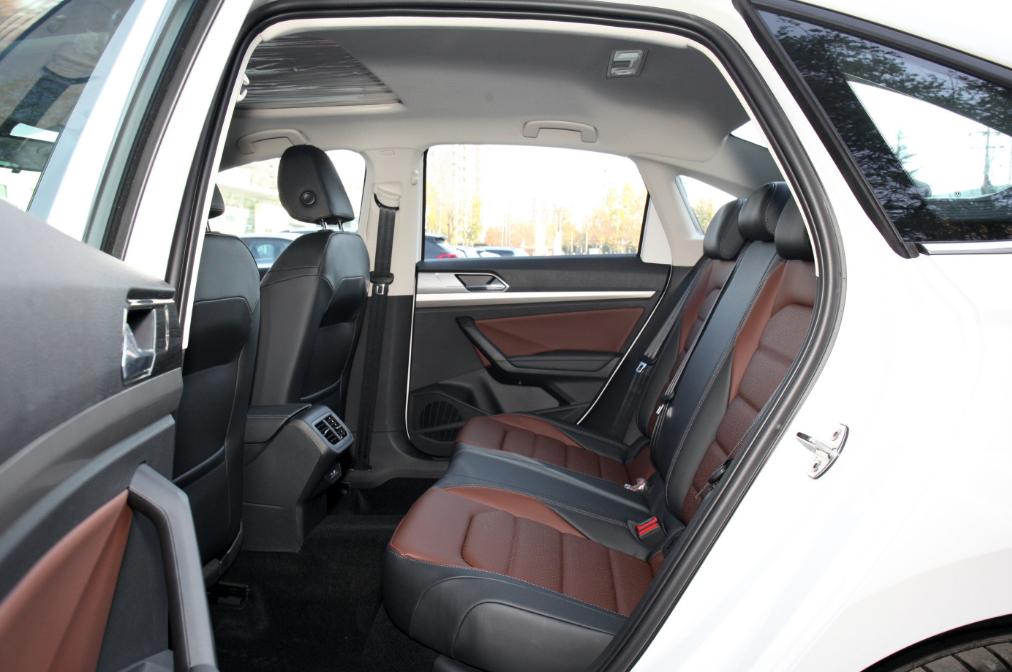 1.2t速腾跟1.4t朗逸哪个值得买,轩逸和朗逸1.4t哪个值得买