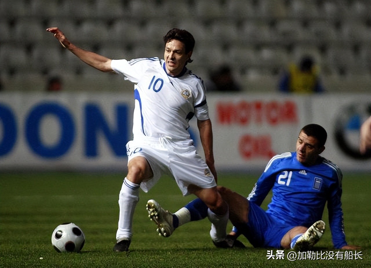 与率先出局的加拿大类似的这些足球小国，都曾出过哪些巨星代表？