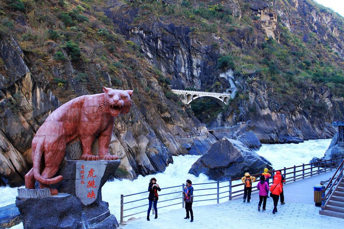 香格里拉旅行团旅游路线,云南香格里拉必去景点攻略怎么玩