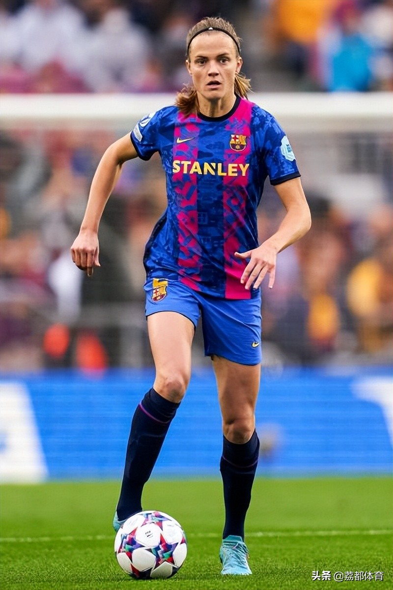 中国留洋女足球运动员,女足球运动员中国