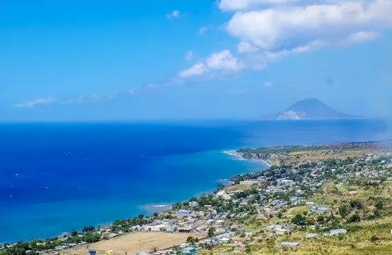 委内瑞拉用岛还债是真的吗,穷的叮当响还负债