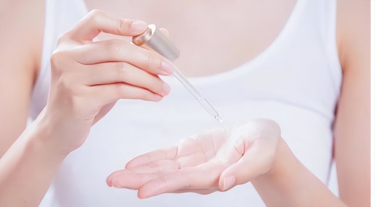 50岁的女人用什么精华比较好,50岁女人如何挑精华液