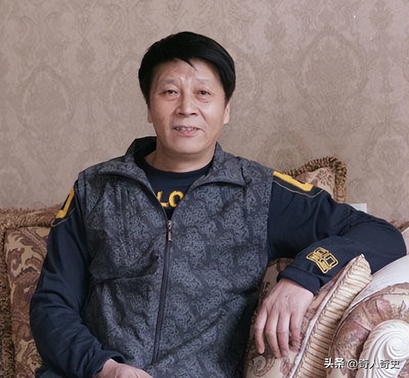 易建联和荆灵婚礼,易建联娶老婆了吗