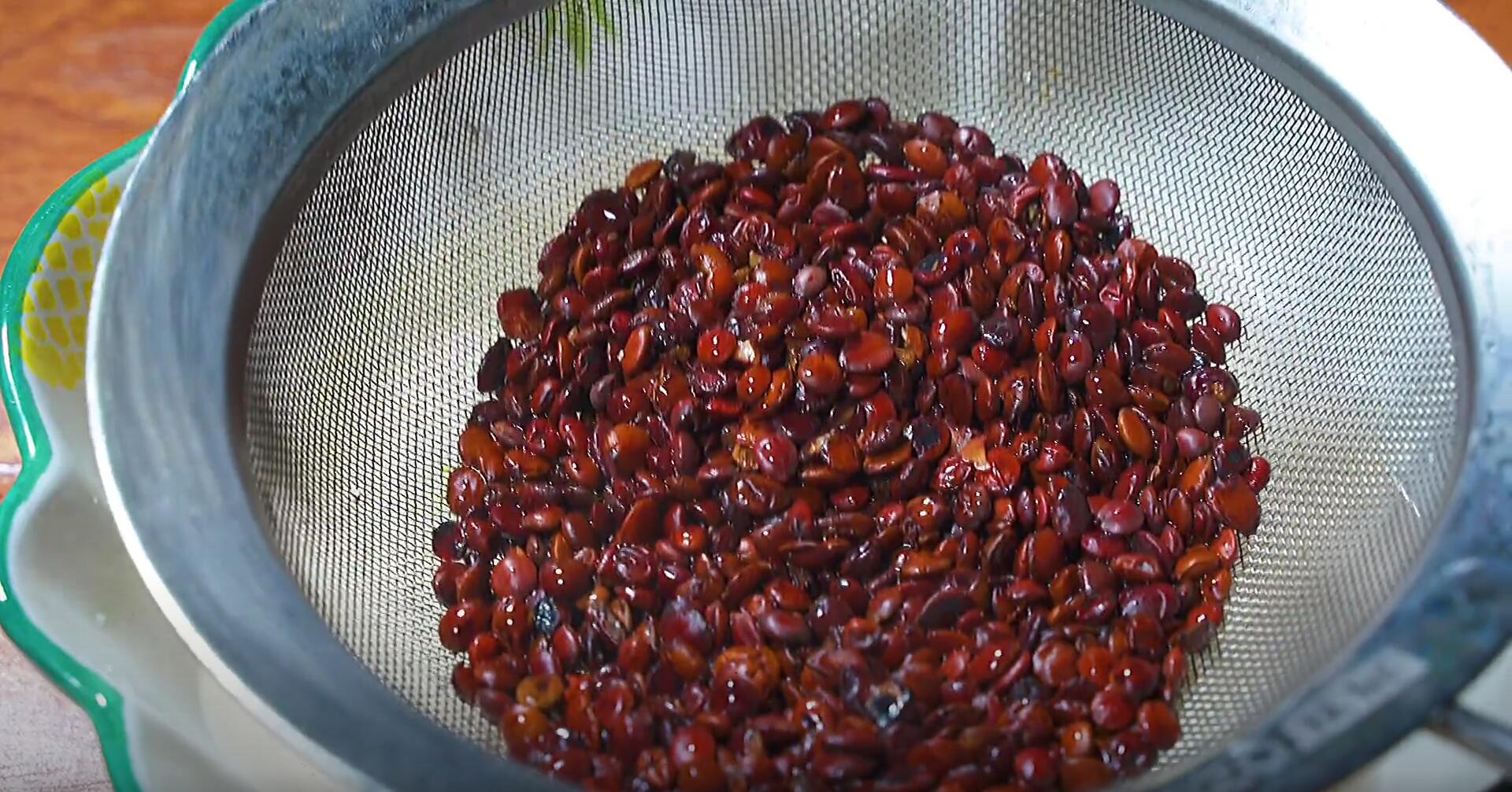 “安眠猛将”不是牛奶，每天坚持吃它，养心安神，人都显年轻了