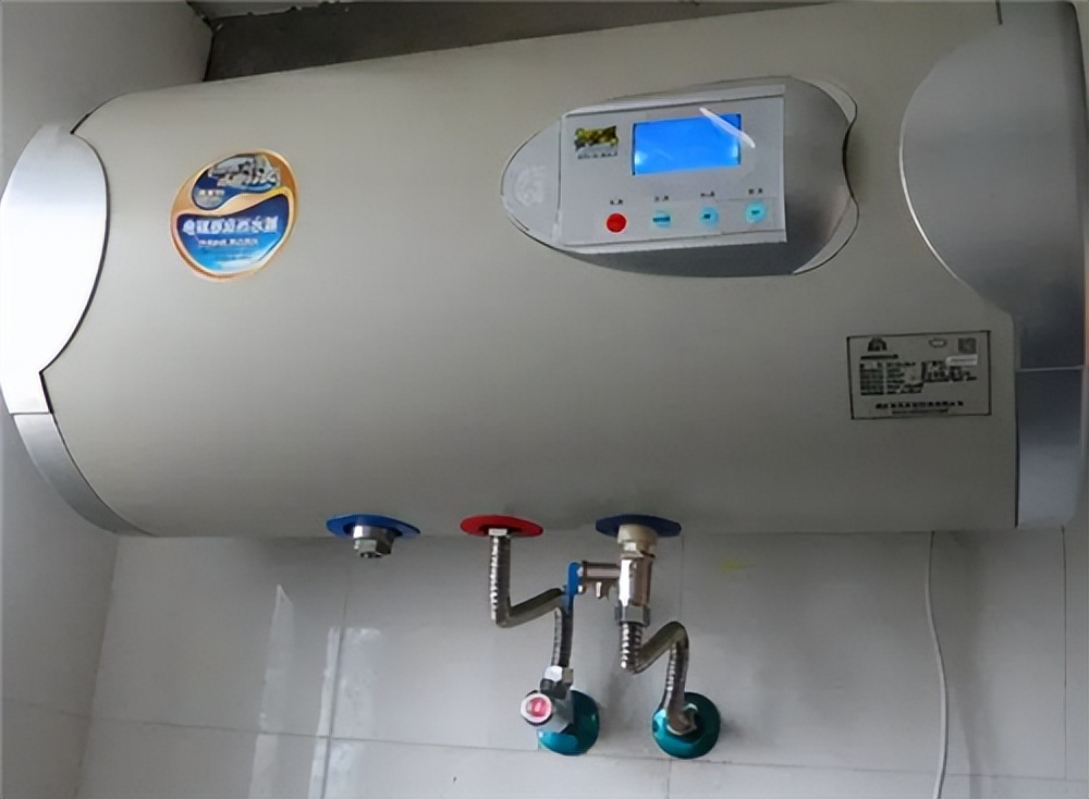 热水器跳闸找谁维修,即热式热水器开到42度一会就跳闸