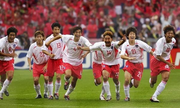 韩国人如何看待2002年韩国世界杯,02年世界杯韩国发生了什么