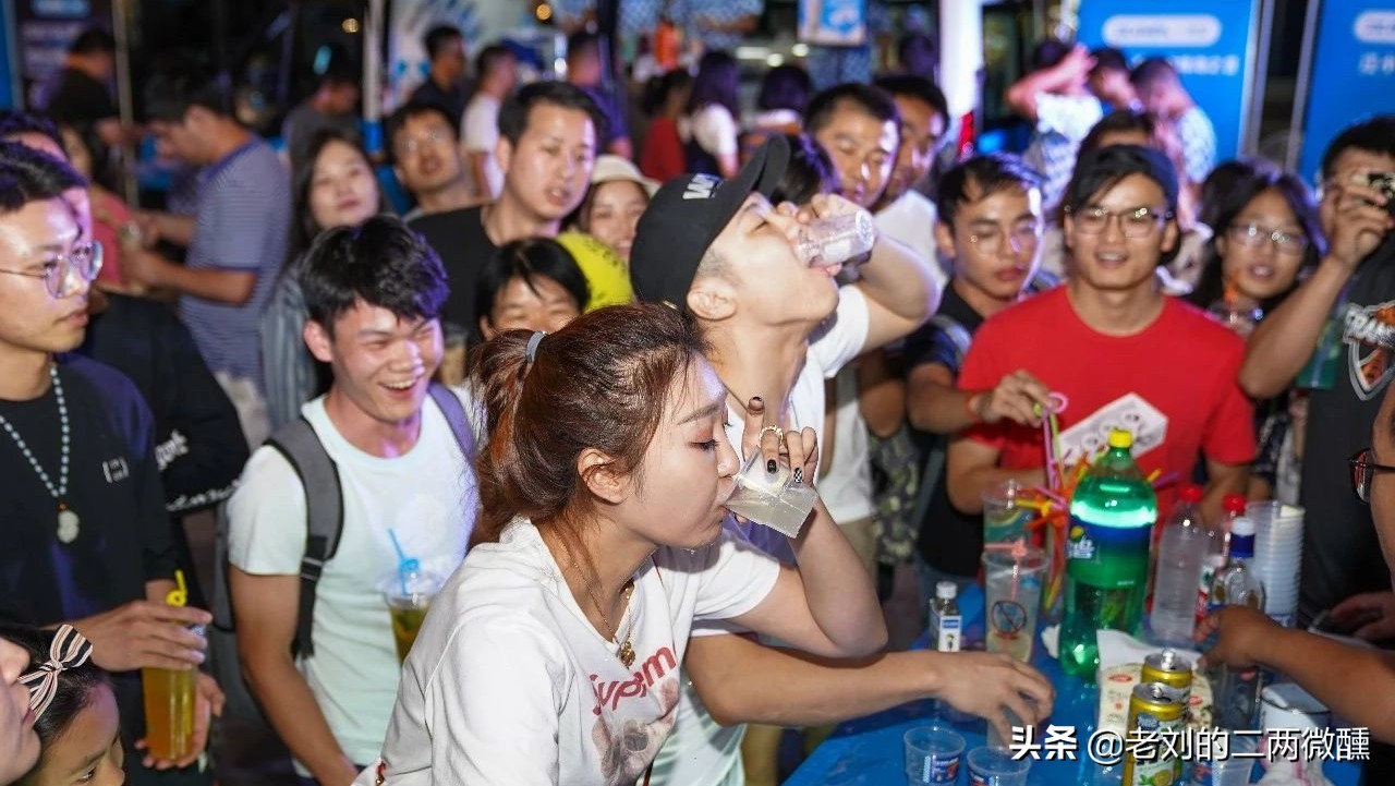 金六福白酒贴牌,金六福酒贴牌定制渠道