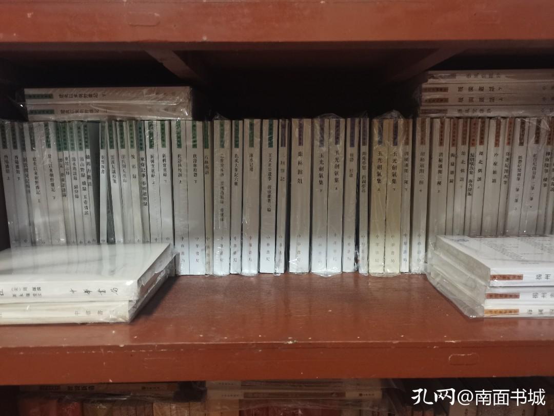 书架怎么整理能多放书籍,书架怎么整理能多放书进去