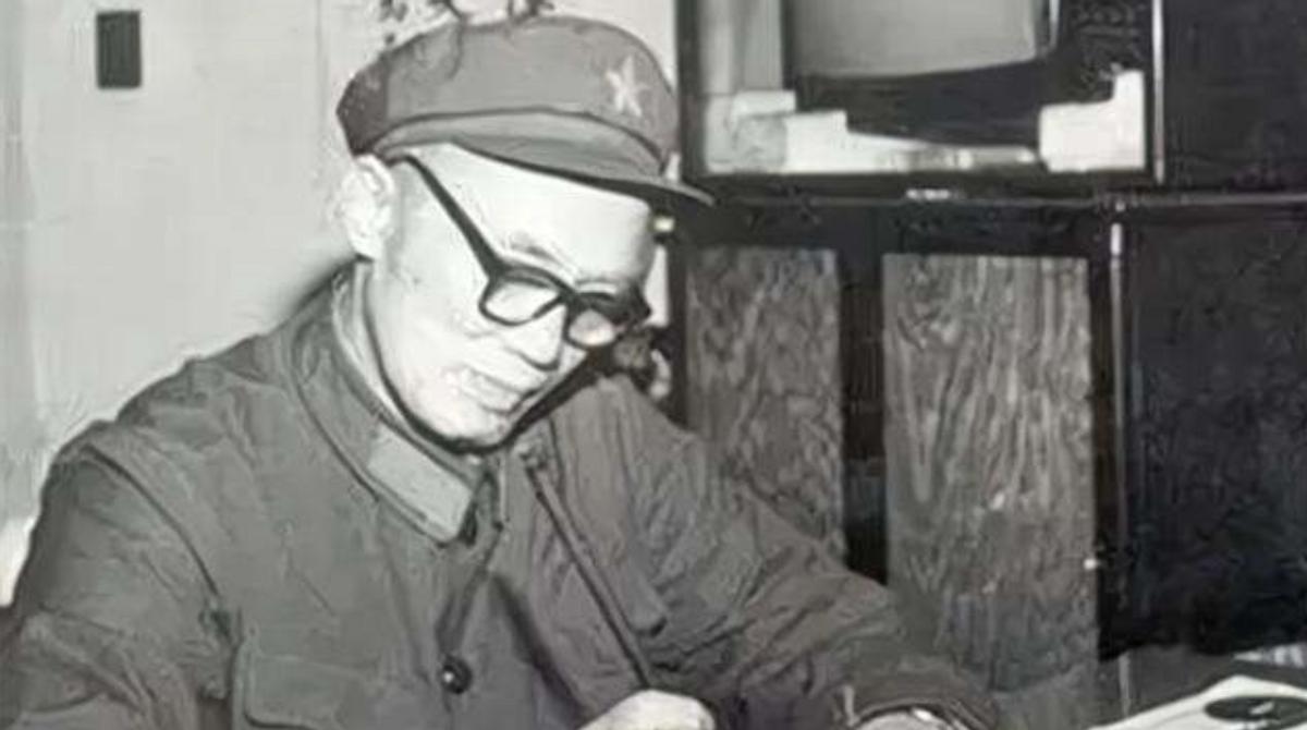 诸葛亮为何无法统一三国?毛主席的评价一针见血:他犯了三个错误