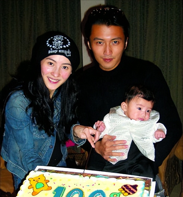 王菲谢霆锋现在婚姻近况咋样,李亚鹏王菲谢霆锋近况