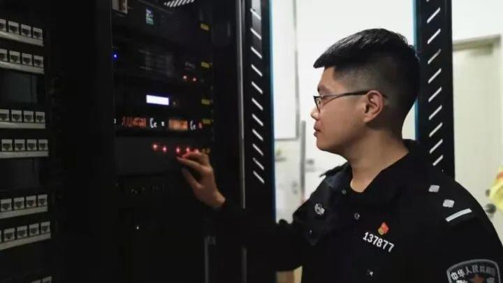 惠州公安李智畅，为你点赞