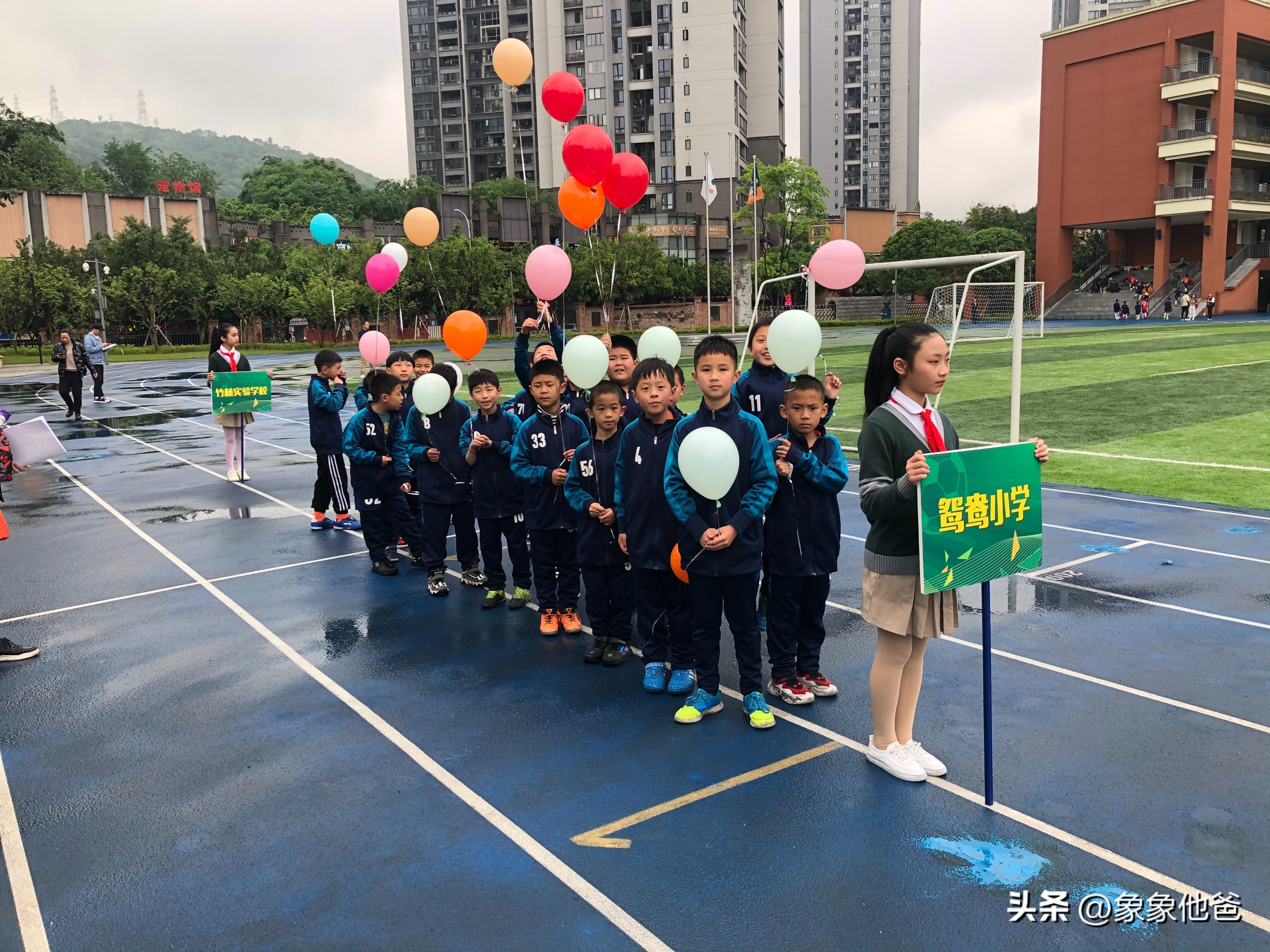 小孩子从小踢球到联赛花多少钱,教足球付费