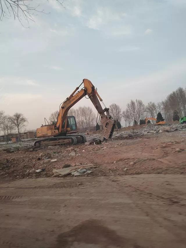 开封联合收割机厂旧址,开封联合收割机厂老照片