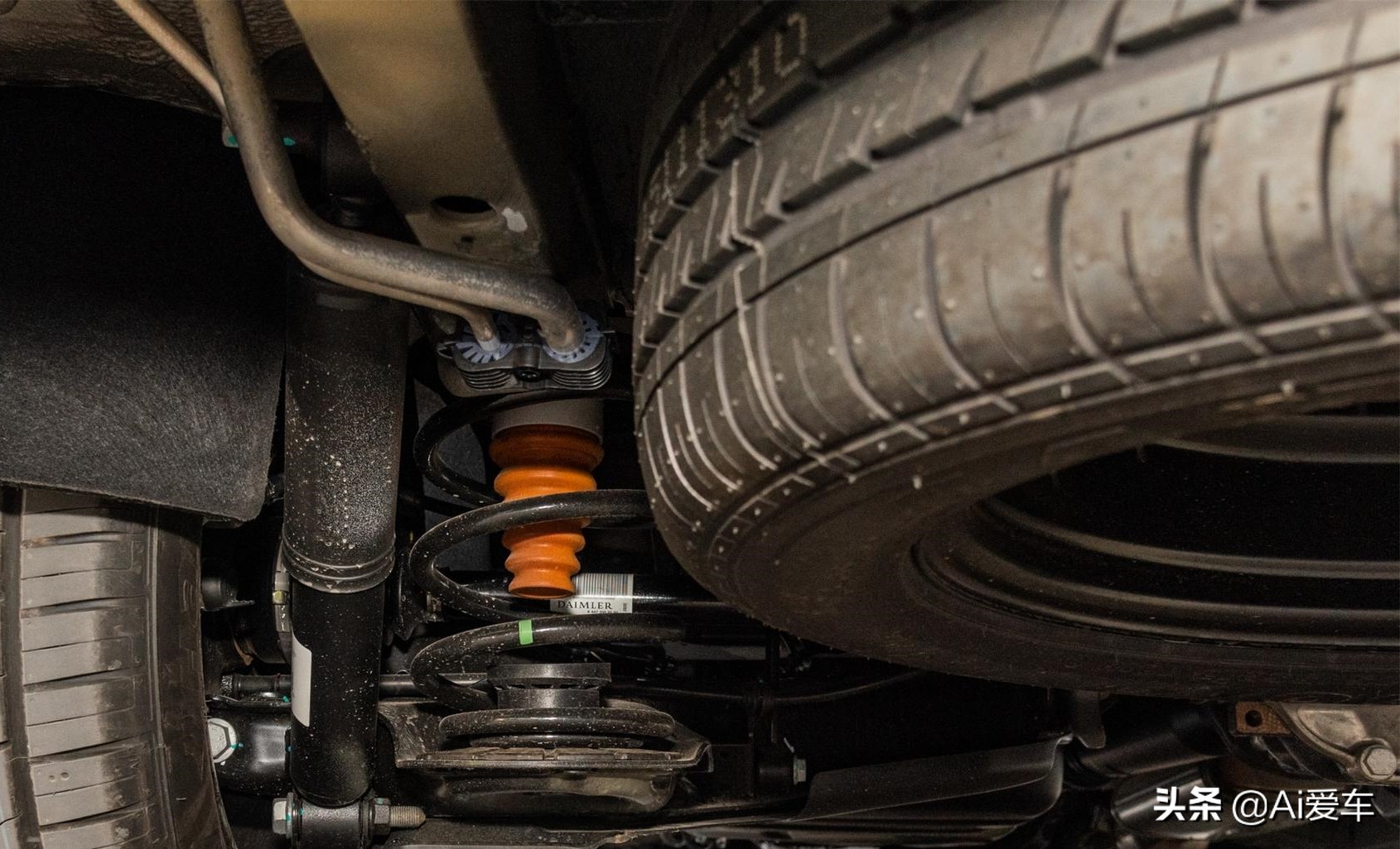 最便宜的奔驰自动挡二手车,2023款奔驰威霆7座原车内饰啥样的