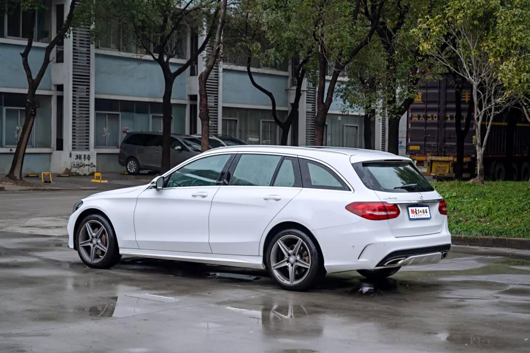 奔驰c200瓦罐6万公里二手价格,奔驰瓦罐c200