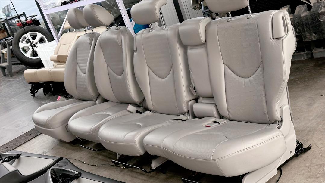 rav4旧款车怎么样,老款rav4翻修