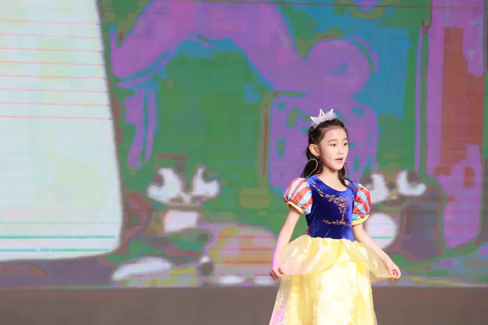 大同市大成双语学校初一18班,大同大成双语学校初一