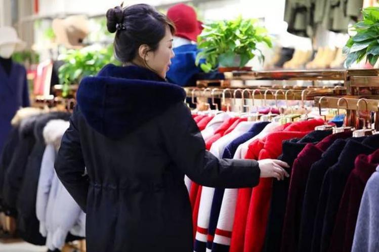 小伙创业年亏40万后逆袭,小伙创业亏损600万