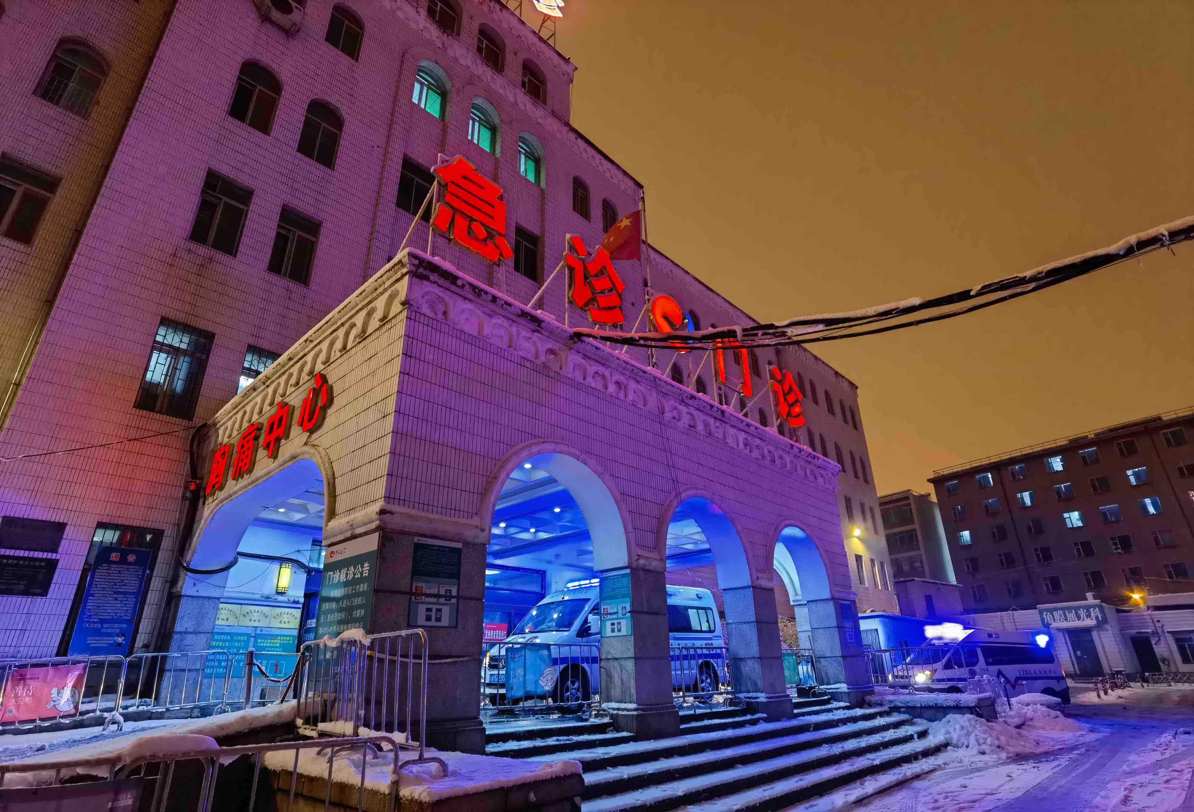 守护健康抗击疫情我们在行动,白衣天使抗击新冠疫情