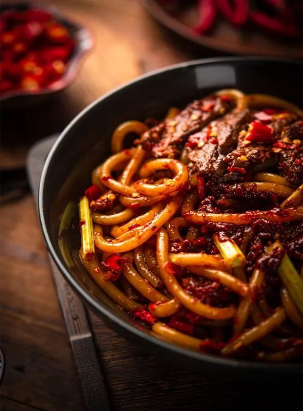 累计卖出100万+份，*疆新**人排队都要吃的就是这款米粉