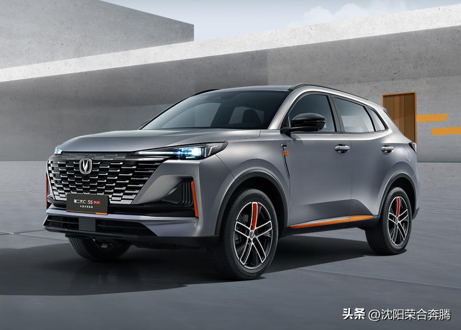 年轻人第一辆车在什么价位合适,年轻人第一辆车买新车还是二手