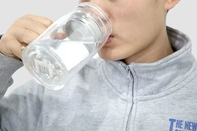 新冠常用药品清单人民日报,新冠常备药品清单不必盲目