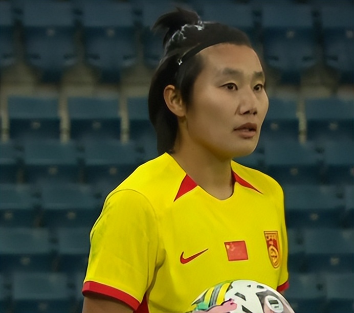 中国女足0:6,中国女足0-0瑞士