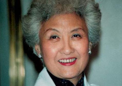 八位健在的老演员,18位已故的老演员有哪些