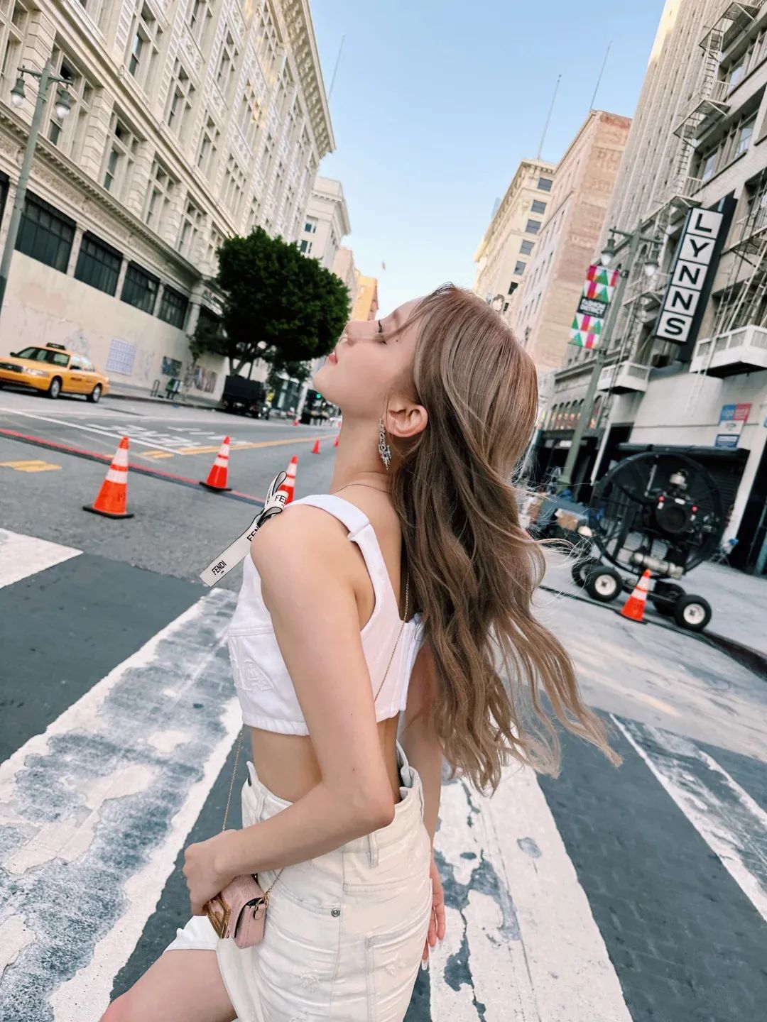 女明星发型打理教程,女明星发型蓬松定型