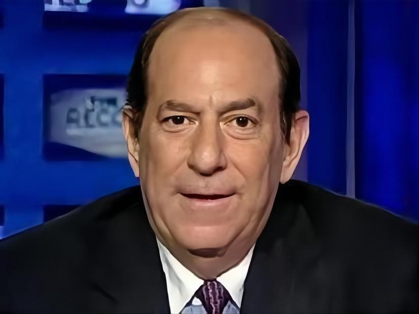 小伙花25万买一张无限制机票,男子花25万买一张无限次机票