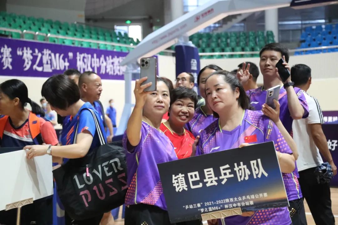 陕西省青少年乒乓球公开赛,陕西队打全国锦标赛乒乓球