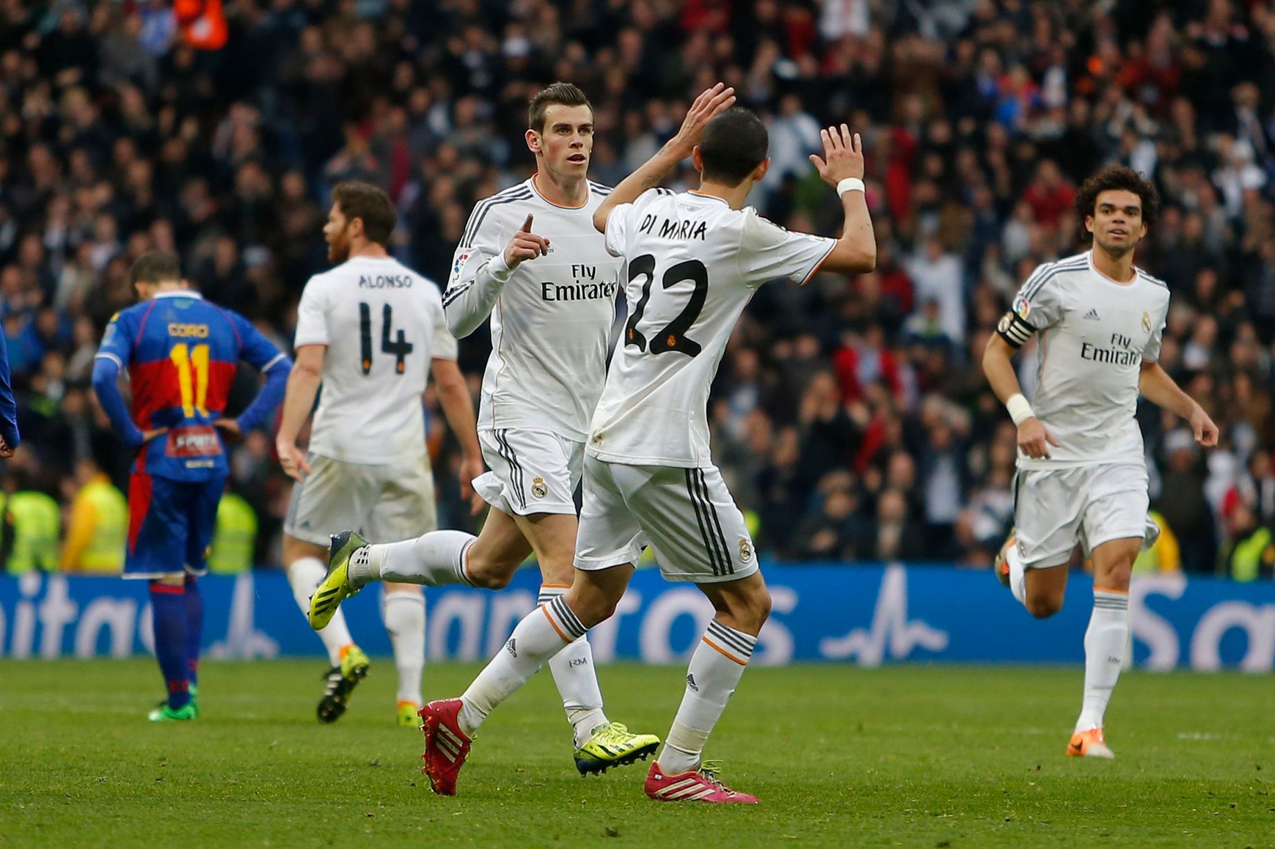 32岁迪马利亚现状,迪马利亚不可思议的过人