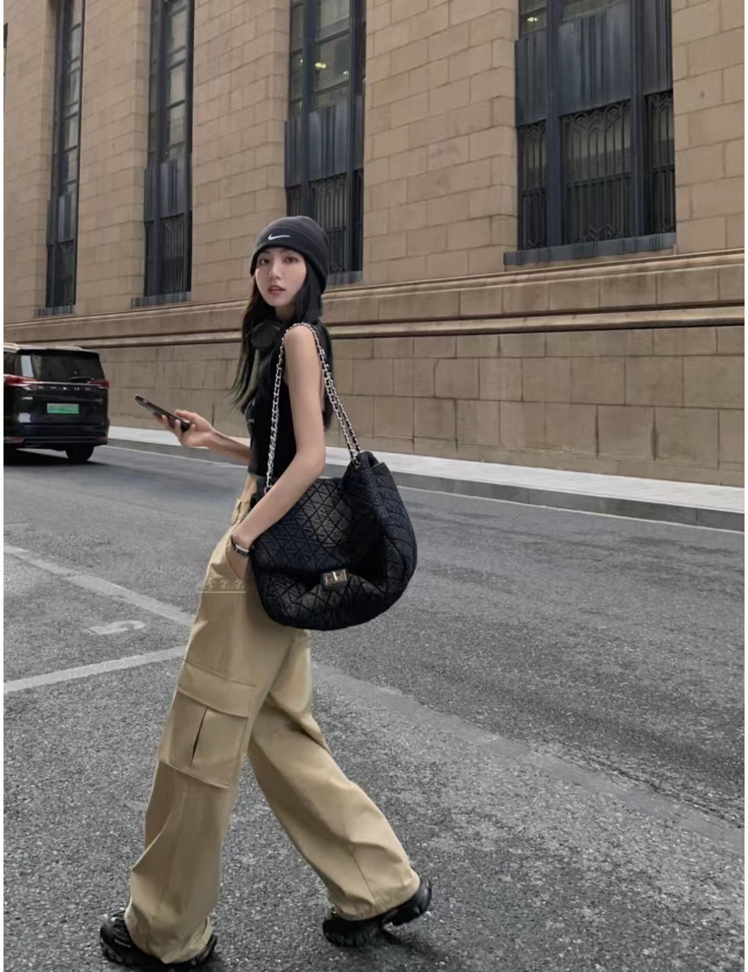 卡其色衣服怎样搭出高级感,卡其色短大衣的最佳搭配高级感