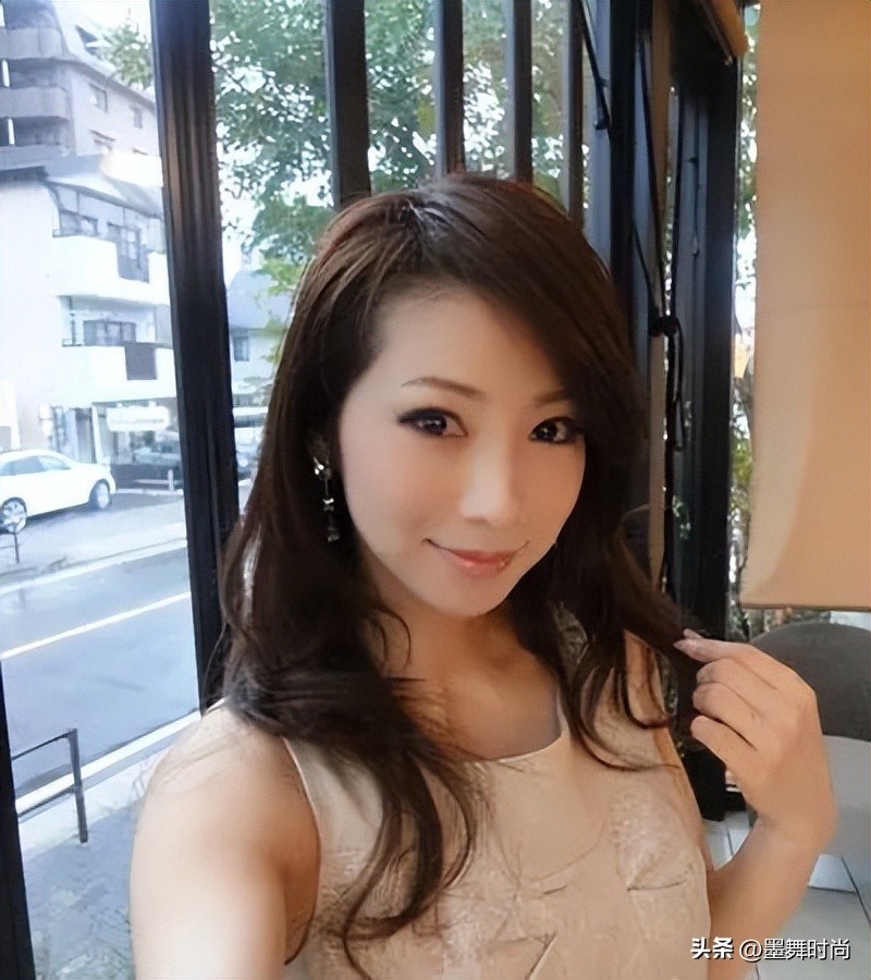 比同龄人更年轻的保养秘诀,30岁以前如何保养看起来像20岁