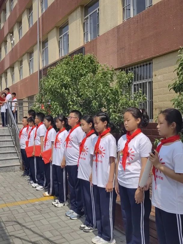 减轻灾害风险守护美好家园图案,减轻灾害风险守护美好家园一年级