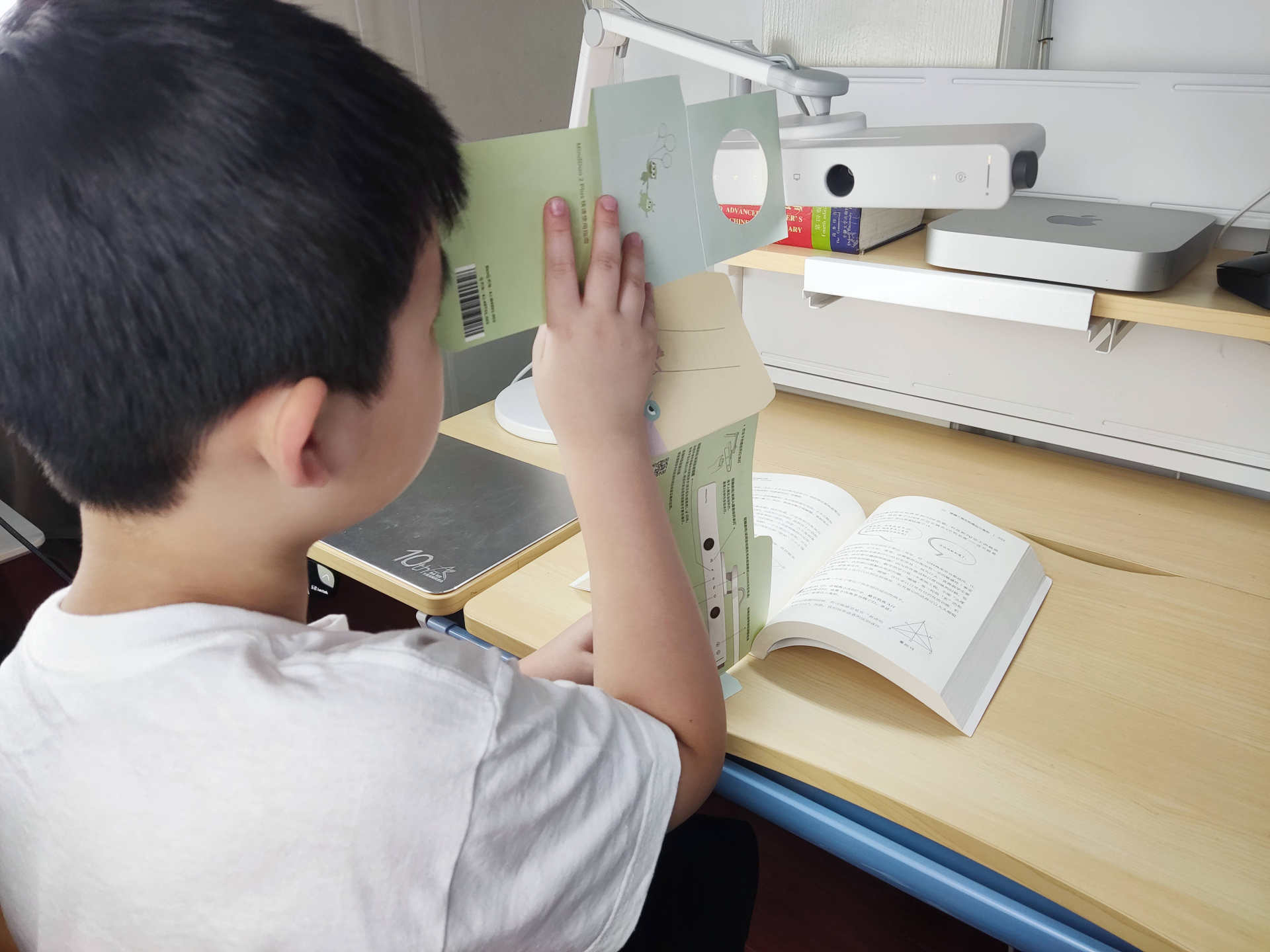 明基护眼灯mindduo2plus和飞利浦对比,明基护眼台灯mindduo2