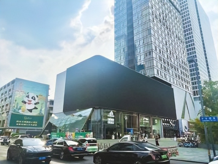 四川开启了整个省电模式,成都全民开启省电模式