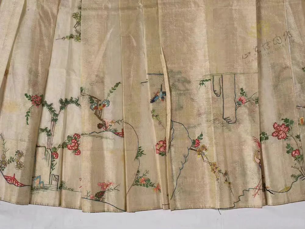 穿错衣服是违法的吗,穿错了衣服有什么后果