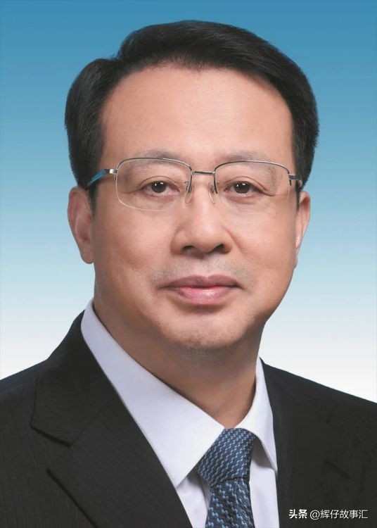 现任上海市市长和副书记,建国后历任上海市市长和市委书记