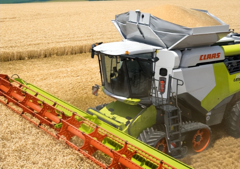 格拉斯大型联合收割机收割视频,大型克拉斯收割机工作视频