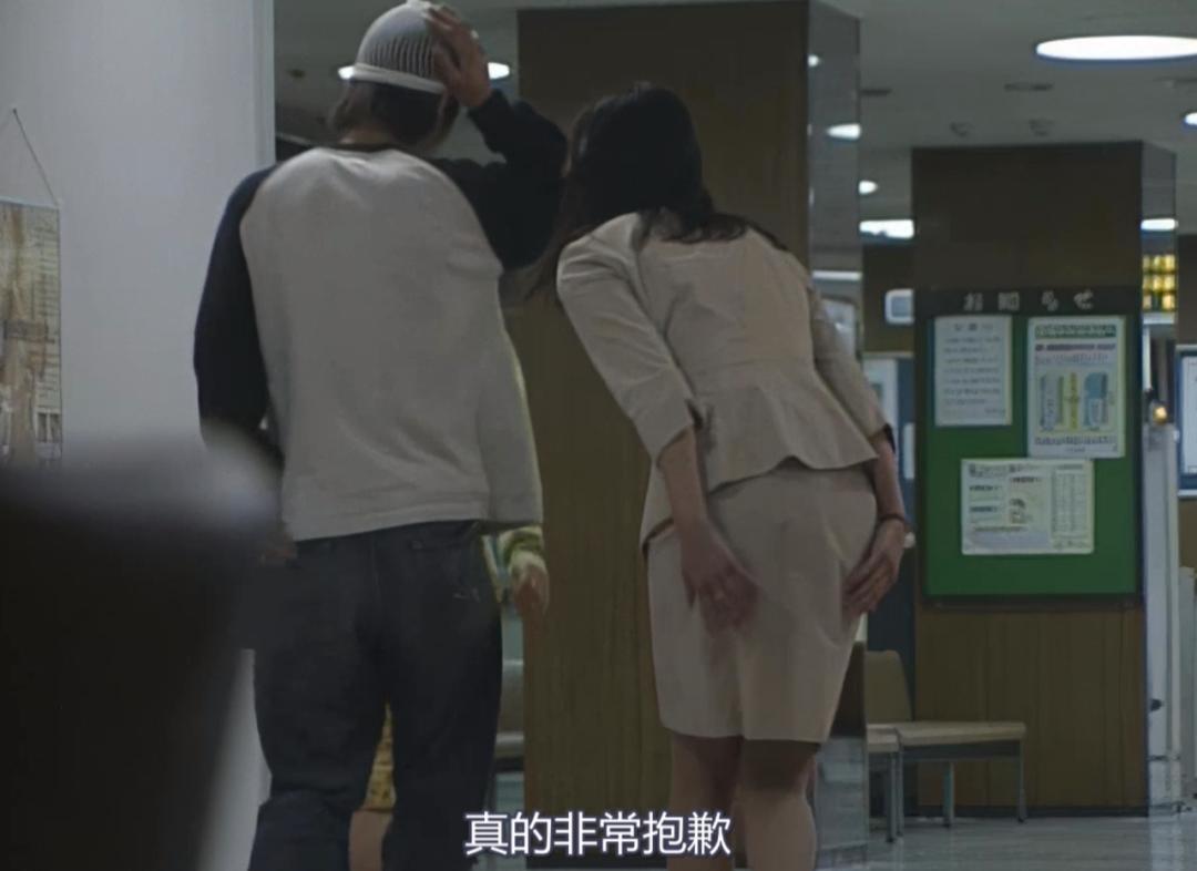 美人新剧尺度拉满，黑屋诱惑加激情肉搏，这么敢拍还是被吊打？