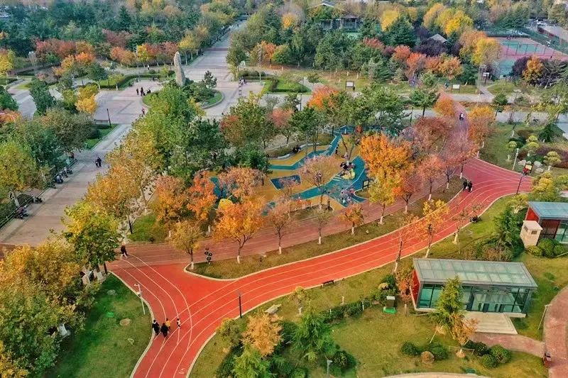 杩欐潯璺彲浠ヤ竴鐩磋蛋涓嬪幓,浠庢鍙互鍝佸皾浜洪棿鐑熺伀