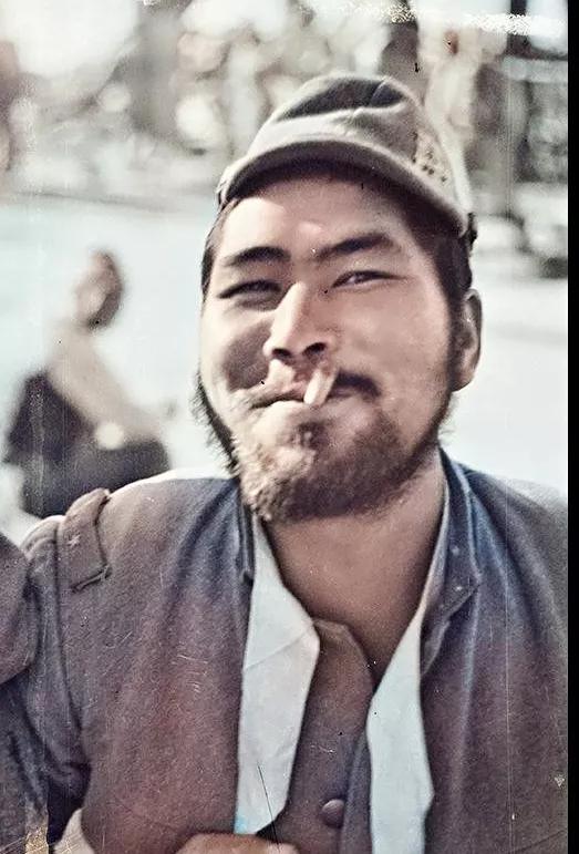 香烟对侵华日军到底有多重要？抽光了配给除了到处抢还拿军需品换